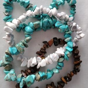 Gemstone Chip Stretch Bracelets